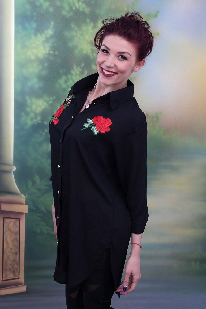 ЕЛЕГАНТНА РИЗА ДАРИЯ