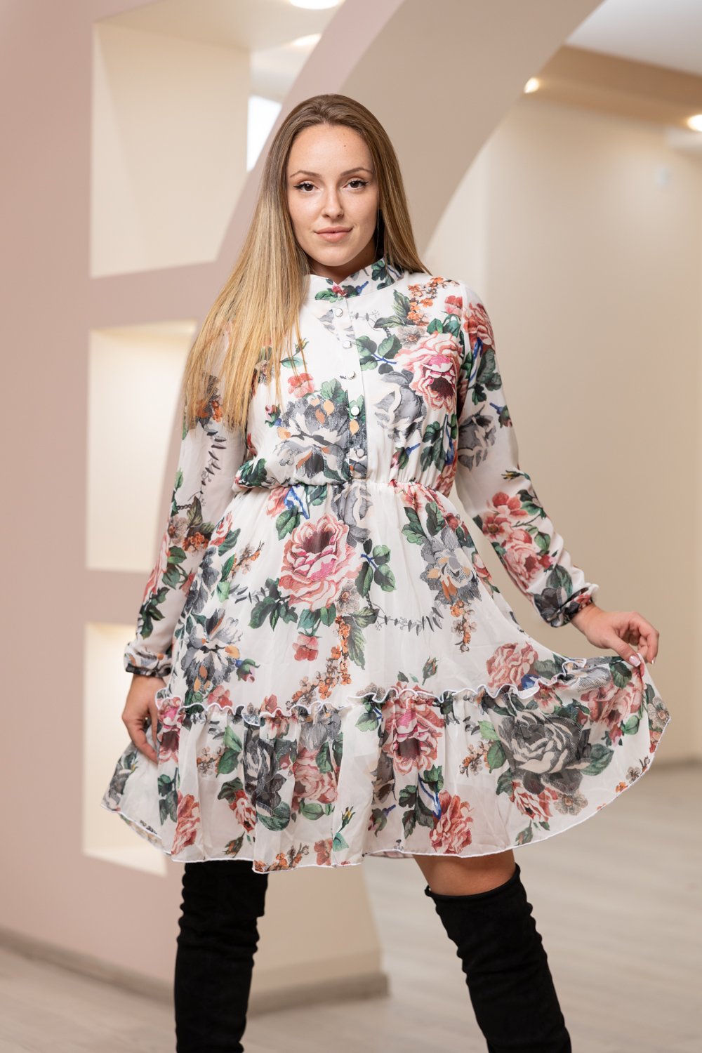 Прекрасна рокля от шифон Карина
