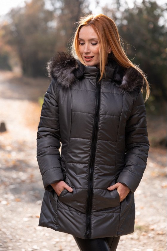 Прекрасно зимно яке Адел