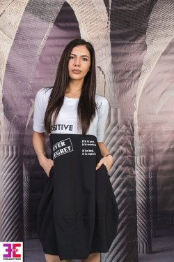 Спортно елегантна рокля Дейзи