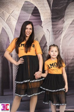 Елегантна рокля Кари