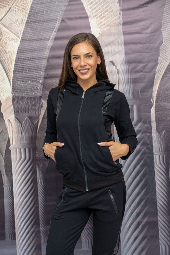 Дизайнерски спортен комплект с кожа - черен мат