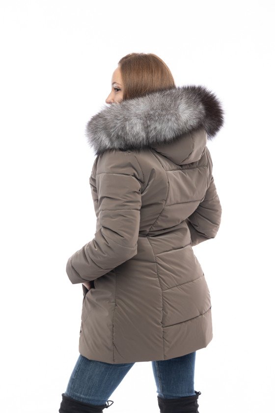 Дамско зимно яке в кафяво