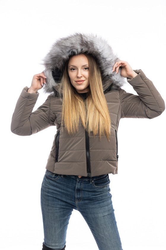 Късо зимно яке в цвят ,,Кафе''