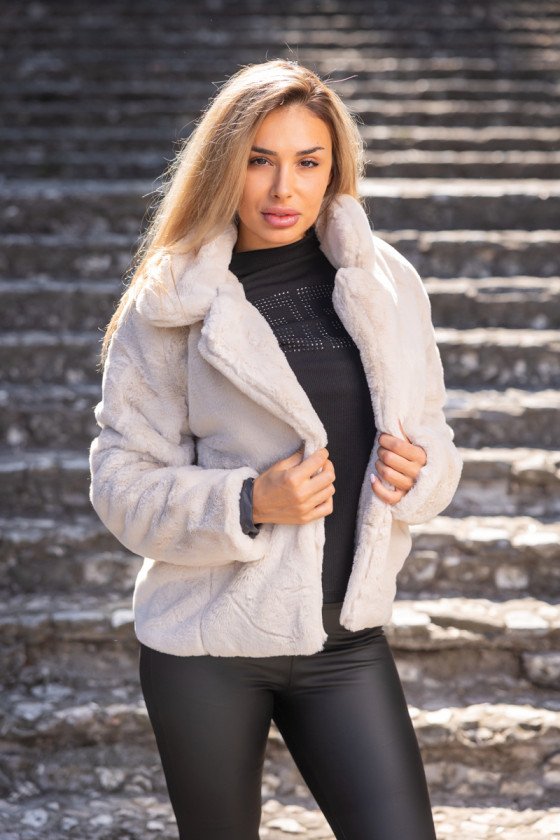 Елегантно палтенце от еко косъм Палома