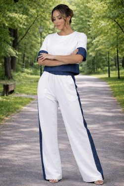 Дамски комплект с дънкови елементи в бяло