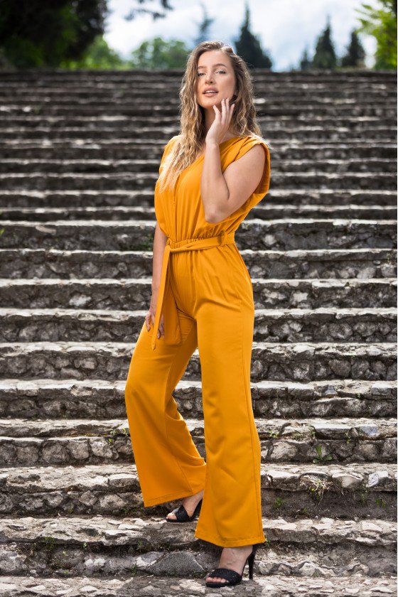 Прекрасен гащеризон Амбър