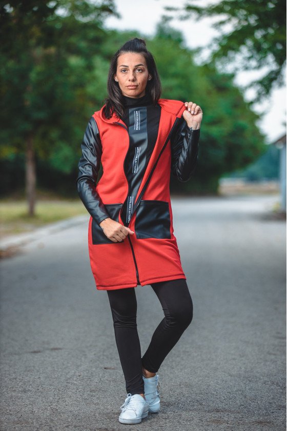 ЖИЛЕТКА С КОЖЕНИ РЪКАВИ КРАСИ