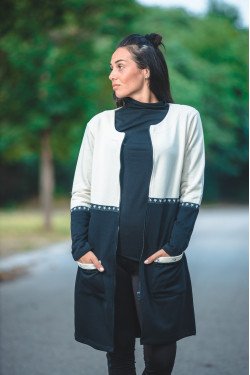 Елегантна есенна жилетка в два цвята Нана