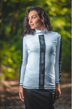 Елегантна блуза с кожа в бяло