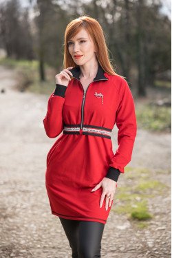 Прекрасна рокля Камелия