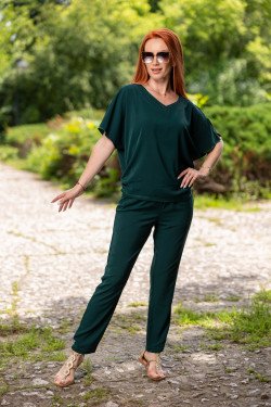 Комплект в маслено зелено