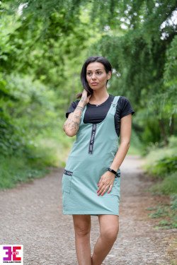 Спортен сукман с джоб в зелено