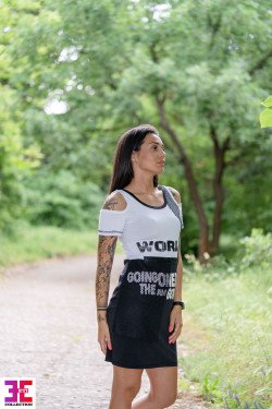 ПРЕКРАСНА РОКЛЯ ЯВОРА