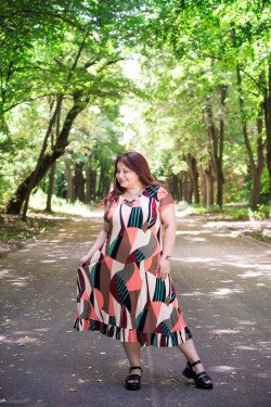 Прекрасна рокля Карелия