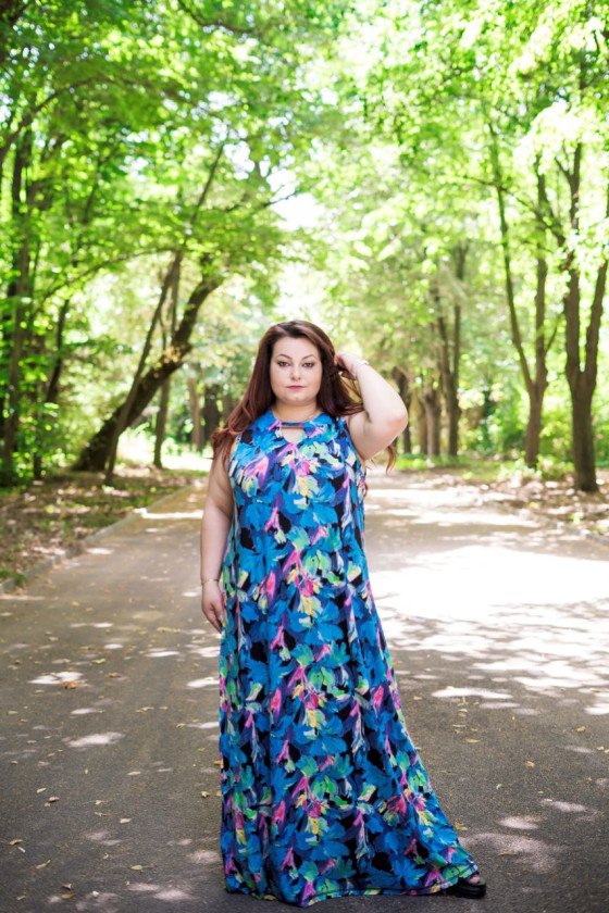 Прекрасна дълга рокля на цветя Верона