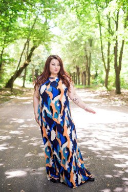 Елегантна рокля Пресила