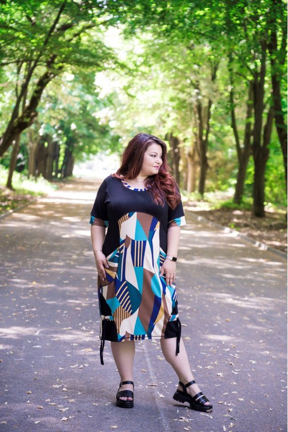 Елегантна рокля с джоб Стефани