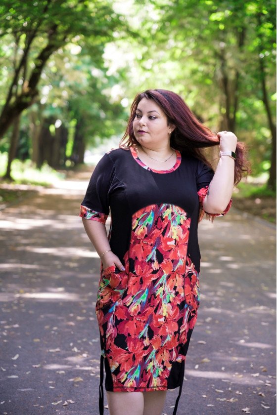 Елегантна рокля Явора