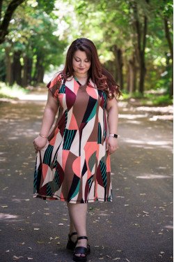 Прекрасна рокля Евита