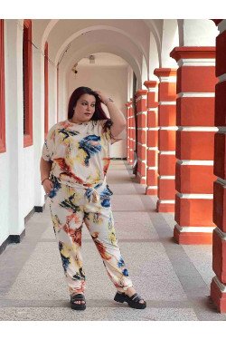 Прекрасен гащеризон Азалия