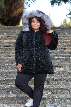 Прекрасно зимно яке Тара