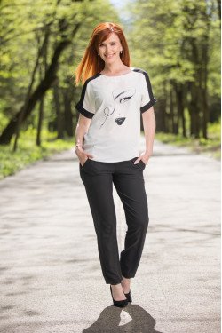 Елегантен дамски комплект Лора