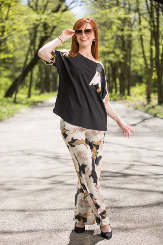 Елегантен комплект на цветя широк крачол