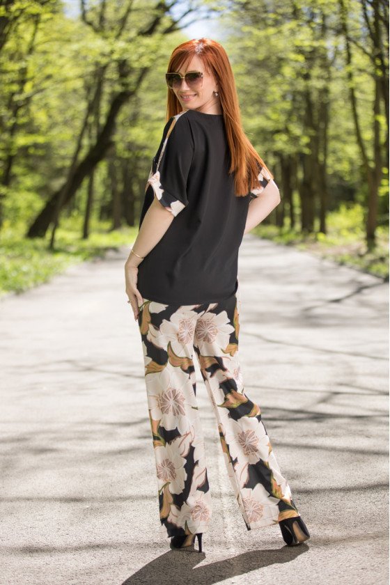 Елегантен комплект на цветя широк крачол