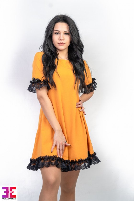 Рокля с дантела Карол