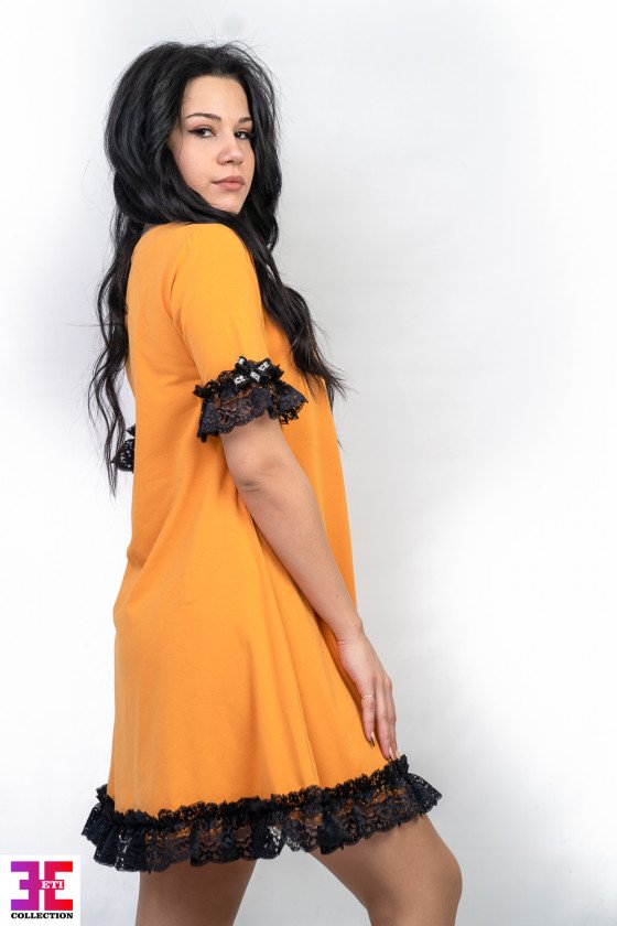 Рокля с дантела Карол