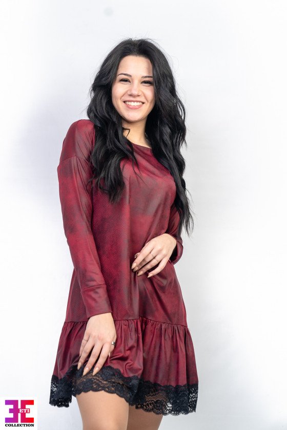 Кожена рокля в бордо