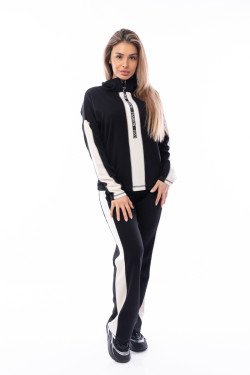 Спортен екип в два цвята Траяна