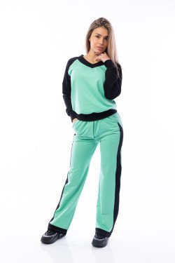 Спортен екип Денислава