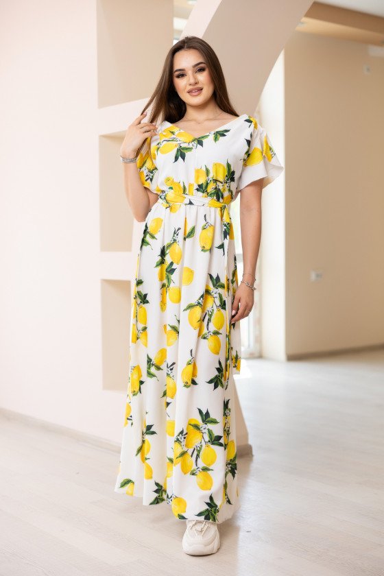 Дълга лятна рокля с лимонов принт в бяло