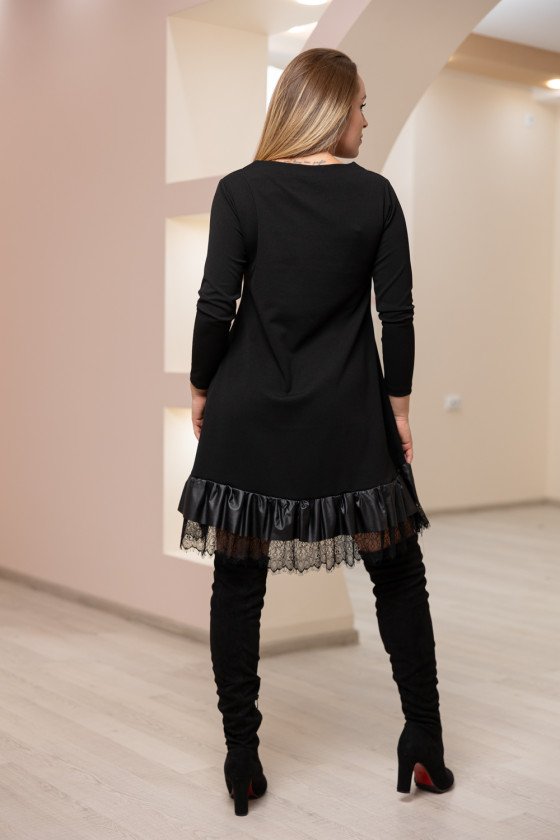 Рокля с кожа и дантела Арабика