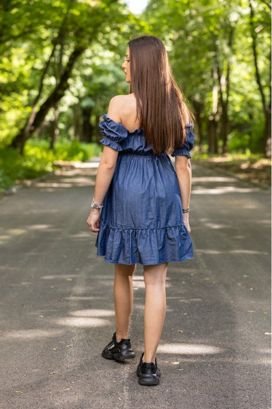 Прекрасна дънкова парти рокля 