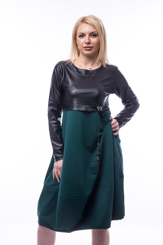 Рокля балон с кожа в маслено зелено