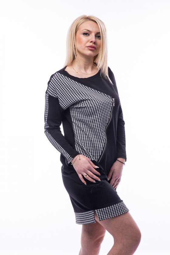 Елегантна рокля Адрияна