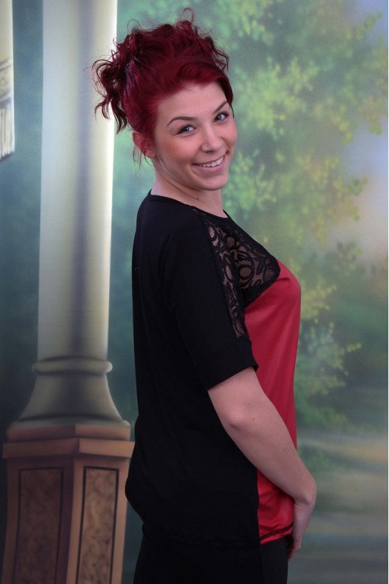 ПРЕКРАСНА БЛУЗА С КОЖА И ДАНТЕЛА САБРИНА