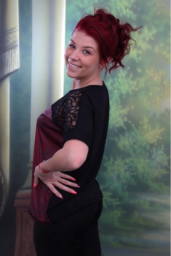 ПРЕКРАСНА БЛУЗА С КОЖА ИЗАБЕЛА