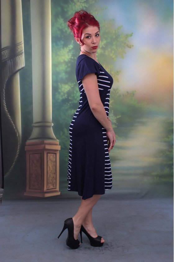 РОКЛЯ ЗА МАКСИ ДАМИ НОРА