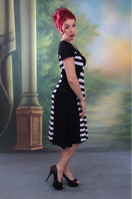 РОКЛЯ ЗА МАКСИ ДАМИ КРИСТИЯ