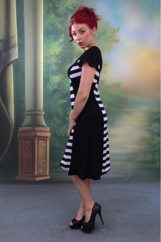 РОКЛЯ ЗА МАКСИ ДАМИ КРИСТИЯ