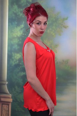 ПРЕКРАСЕН ПОТНИК МЕЛИСА