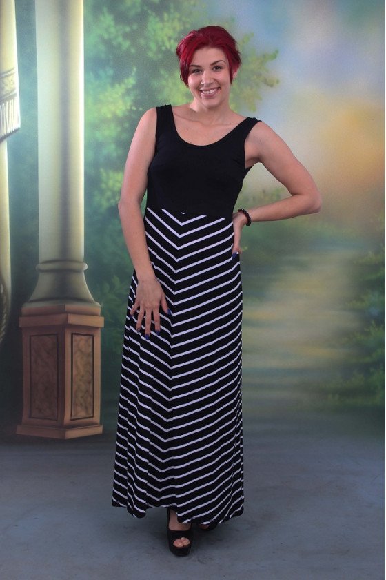 ПРЕКРАСНА РОКЛЯ РАЕ ДЕЙНА