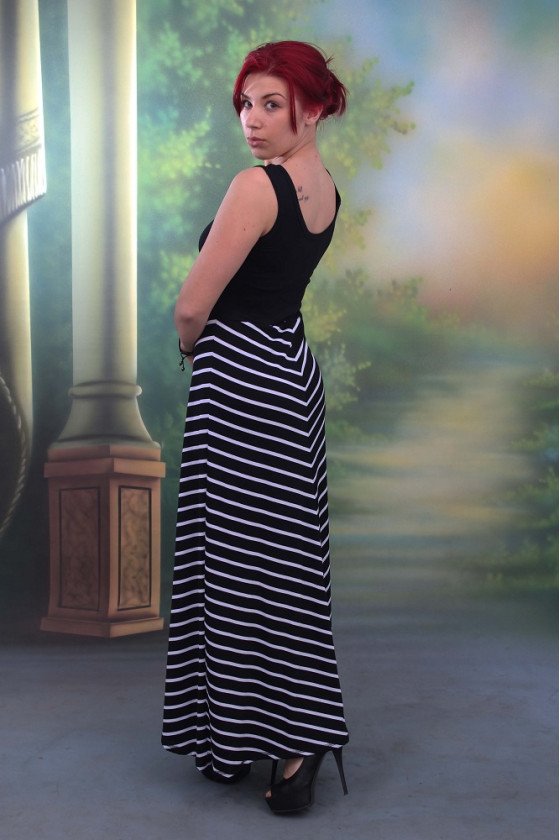 ПРЕКРАСНА РОКЛЯ РАЕ ДЕЙНА