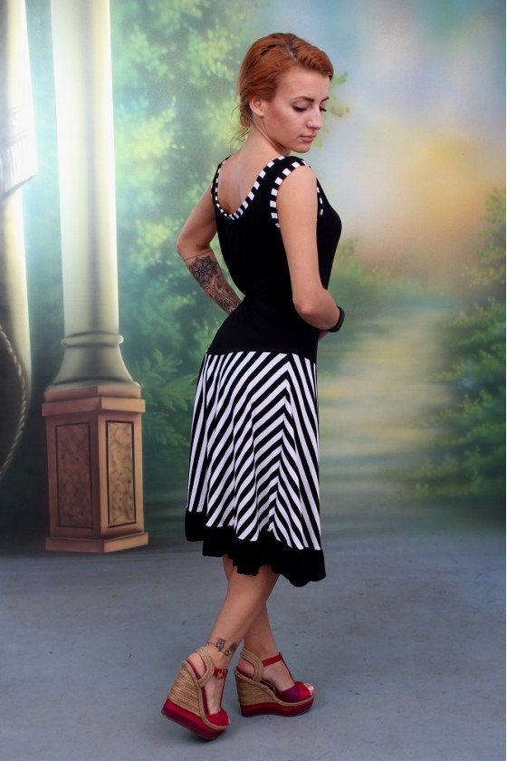 РОКЛЯ ЗА ЕДРИ ДАМИ  