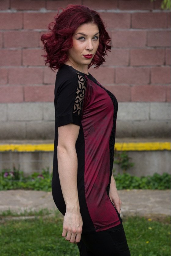 ЕЛЕГАНТНА ТУНИКА С КОЖА ЕТИ