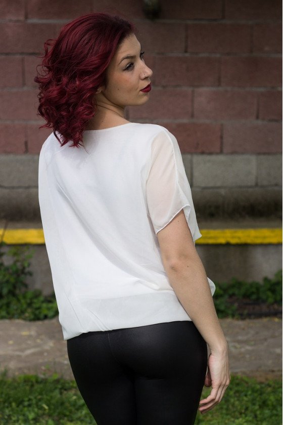 Елегантна блуза Наоми